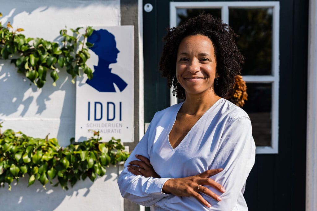 Zuhura Iddi schilderijenrestaurator kunstestaurateur Zuhura Iddi